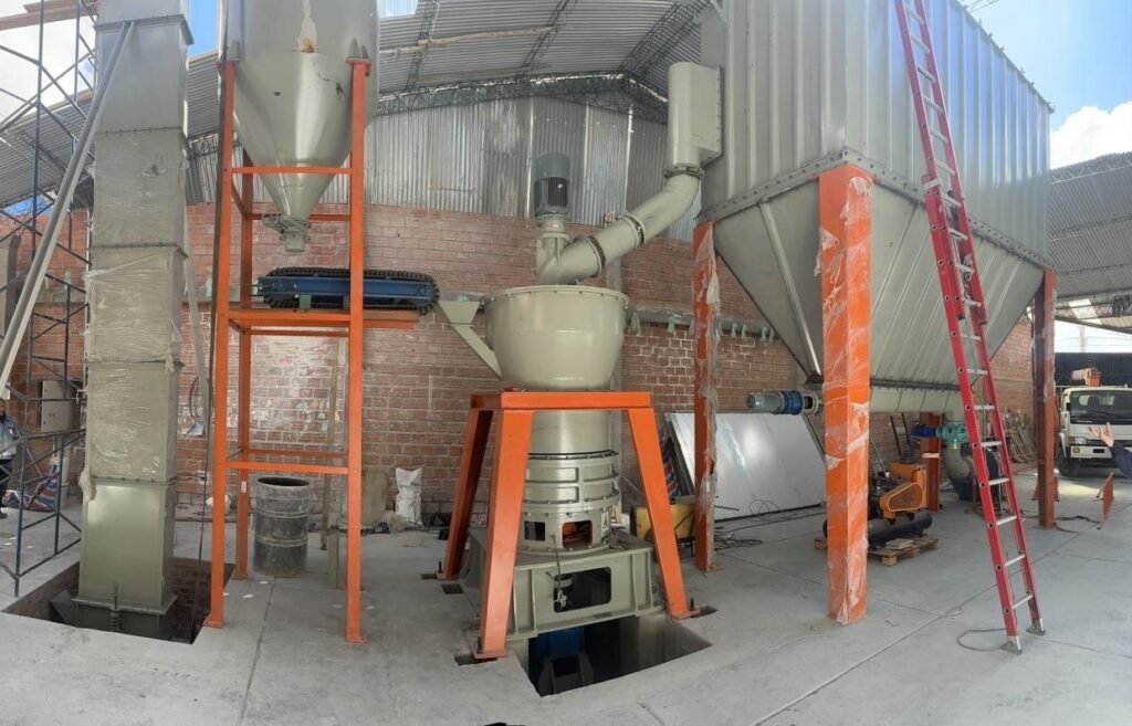 0.4tph Moinho Ultrafino para Moagem de Carbonato de Cálcio e Sulfato de Cálcio.