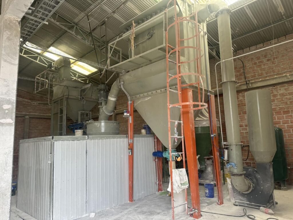 0.6tph Moinho Ultrafino para Moagem de Calcário